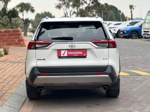 Toyota RAV4 2.0 VX - Image 5