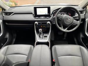 Toyota RAV4 2.0 VX - Image 6