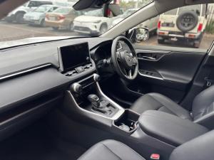 Toyota RAV4 2.0 VX - Image 7