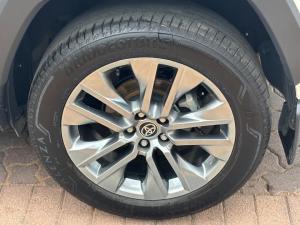 Toyota RAV4 2.0 VX - Image 10
