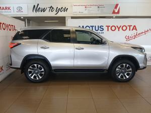 Toyota Fortuner 2.4GD-6 4x4 - Image 3
