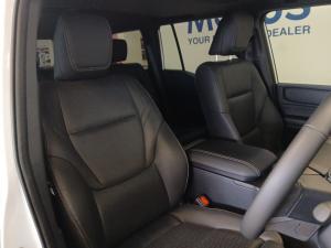 Toyota Land Cruiser Prado 2.8GD VX-R - Image 17