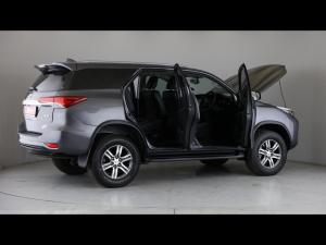 Toyota Fortuner 2.4GD-6 4x4 - Image 31