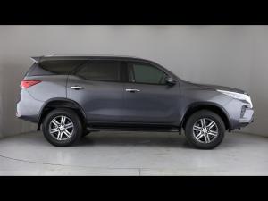 Toyota Fortuner 2.4GD-6 4x4 - Image 3