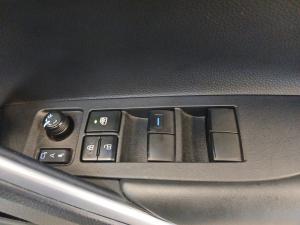 Toyota Corolla Cross 1.8 Hybrid XR - Image 24