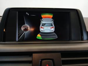 BMW 1 Series 120i 5-door auto - Image 14