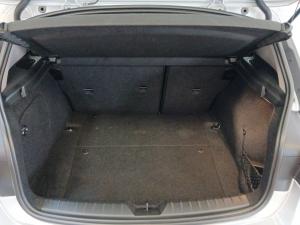 BMW 1 Series 120i 5-door auto - Image 20