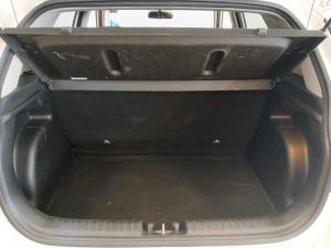 Hyundai Venue 1.2 Motion - Image 19