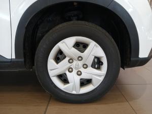 Hyundai Venue 1.2 Motion - Image 21