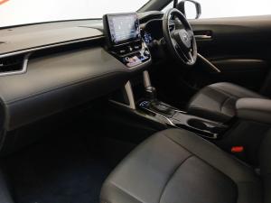 Toyota Corolla Cross 1.8 Hybrid XS - Image 7