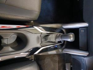 Toyota Corolla Cross 1.8 Hybrid XS - Image 12