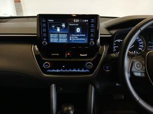 Toyota Corolla Cross 1.8 Hybrid XS - Image 15