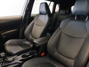 Toyota Corolla Cross 1.8 Hybrid XS - Image 20