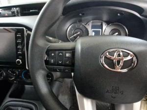 Toyota Hilux 2.4 GD-6 Raider 4X4S/C - Image 9