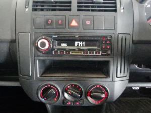 Volkswagen Polo Vivo GP 1.6 Comfortline 5-Door - Image 11