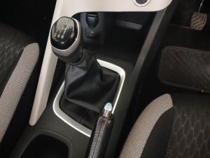 Nissan Magnite 1.0T Acenta - Image 13