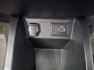 Renault Kwid 1.0 Dynamique / ZEN 5-Door AMT - Image 14