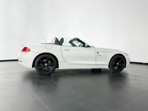 BMW Z4 sDRIVE20i automatic - Image 6