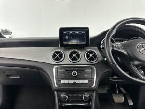 Mercedes-Benz CLA200d automatic - Image 20