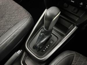 Suzuki Vitara 1.4T GLX automatic - Image 11