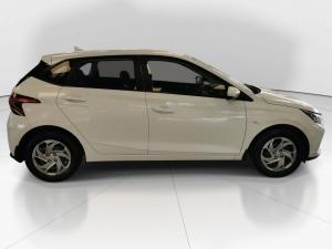 Hyundai i20 1.4 Fluid auto - Image 8
