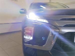 Mitsubishi Pajero Sport 2.4DI-D 4x4 - Image 13