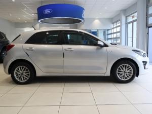 Kia Rio hatch 1.2 LS - Image 2