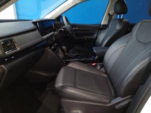 Mahindra XUV700 2.0T AX7L - Image 11