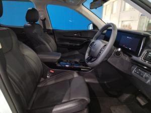 Mahindra XUV700 2.0T AX7L - Image 8