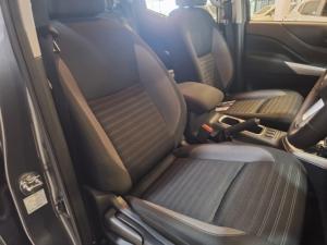 Nissan Navara 2.5DDTi double cab LE 4x4 - Image 9