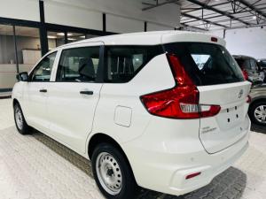 Toyota Rumion 1.5 S - Image 14