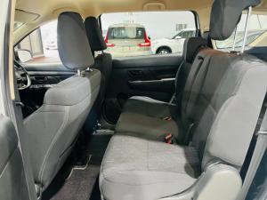 Toyota Rumion 1.5 S - Image 6