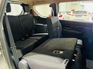 Toyota Rumion 1.5 S - Image 11