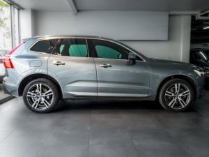 Volvo XC60 D5 AWD Momentum - Image 2