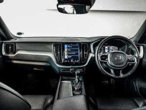 Volvo XC60 D5 AWD Momentum - Image 6