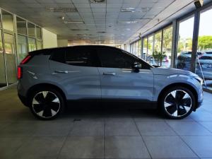 Volvo EX30 Ultra Twin Motor Performance - Image 4