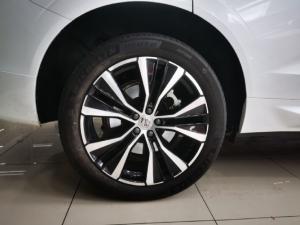 Volvo XC60 B5 AWD Plus Dark - Image 10