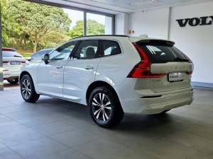 Volvo XC60 B5 AWD Plus Dark - Image 5