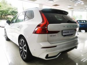 Volvo XC60 B5 AWD Plus Dark - Image 7