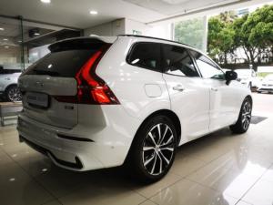 Volvo XC60 B5 AWD Plus Dark - Image 9