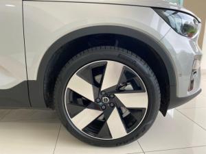 Volvo XC40 Recharge Twin Motor Ultimate - Image 10