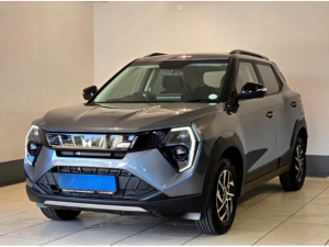 Mahindra XUV 3XO 1.2T AX5 manual - Image 1