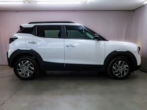 Mahindra XUV 3XO 1.2T AX5 manual - Image 9