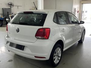 Volkswagen Polo Vivo hatch 1.6 Comfortline auto - Image 6