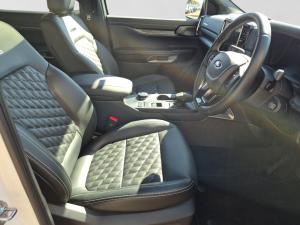 Ford Everest 3.0TD V6 4WD Platinum - Image 11