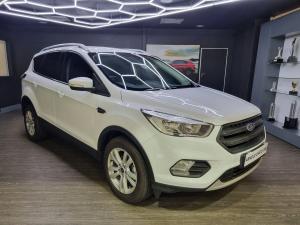 Ford Kuga 1.5T Ambiente auto - Image 1
