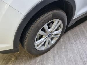 Ford Kuga 1.5T Ambiente auto - Image 4