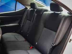 Toyota Corolla Quest 1.8 Plus manual - Image 14