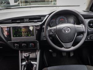 Toyota Corolla Quest 1.8 Plus manual - Image 15