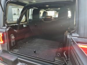 Jeep Wrangler Unlimited 2.0T Sahara - Image 15